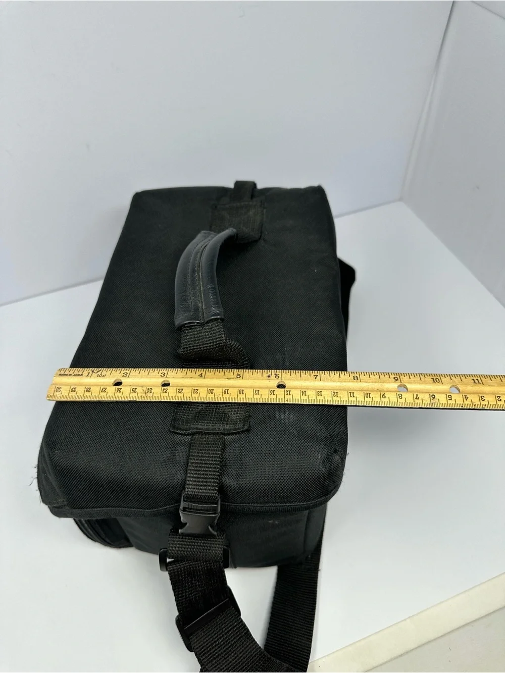 NIKON CAMERA CAMCORDER BAG PADDED CARRYING CASE 12